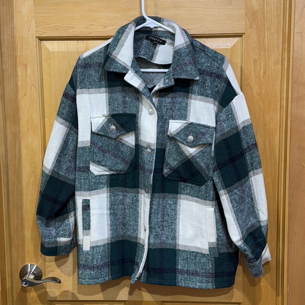 Interfere shacket green white plaid size M